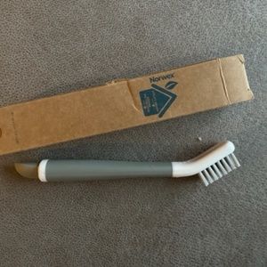 Norwex utility brush